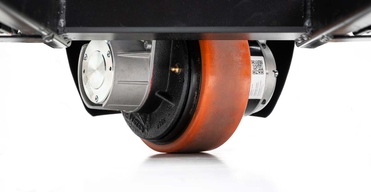 F4 big wheel under solo EPT15-R Transpallet elettrico 1.500 kg, con sistema di pesatura professionale RAVAS, batteria Li-Ion