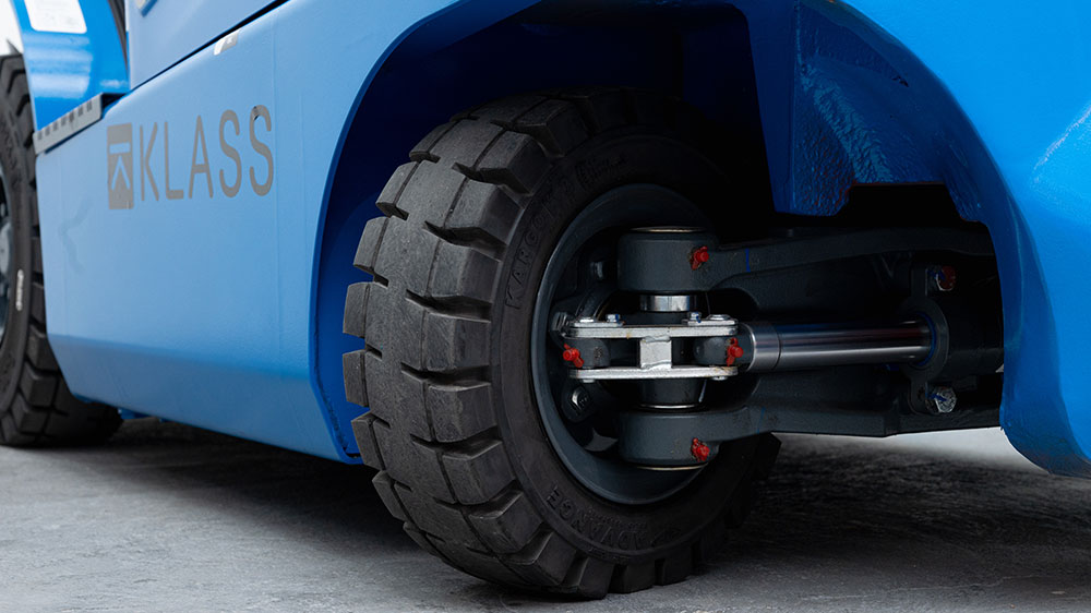 CPD18 13LIH4 M descriere miscare laterala CPD18-GB2LI-S, Carrello elevatore elettrico 1.800 kg, montante duplex, cabina con vetro frontale