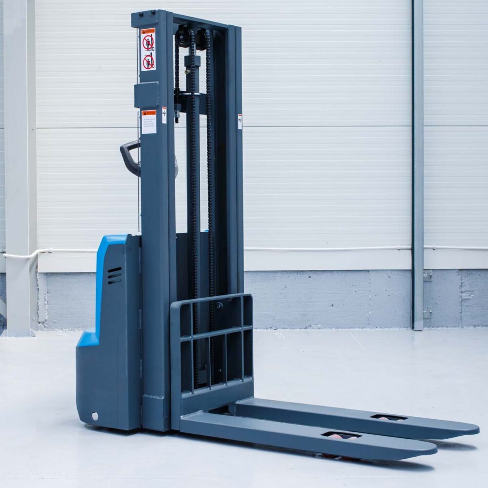 CDD12R EN simplu8 CDD12R-EN Stoccatore elettrico 1.200 kg, sollevamento proporzionale, altezza di sollevamento 3.000 mm